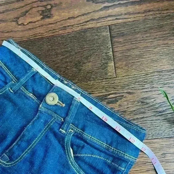 Pull&Bear Women’s High Waisted Blue Jean Denim Casual Everyday Summer 2 - Picture 10 of 11